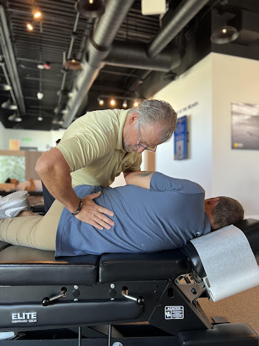 100% Chiropractic - Central Park