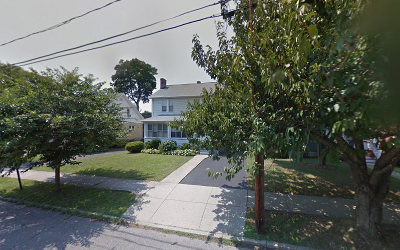 Alice W. Lee, MD, ABIHM, Holistic Psychiatrist