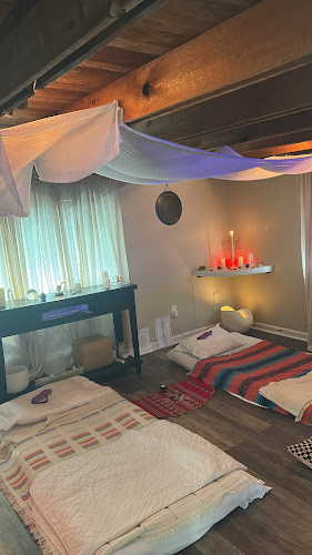 Ascended Therapy LMT