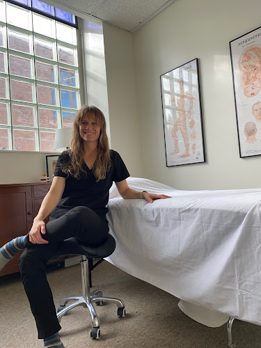 Backstrom Acupuncture