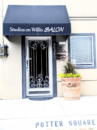 Deeply Kneaded Massage