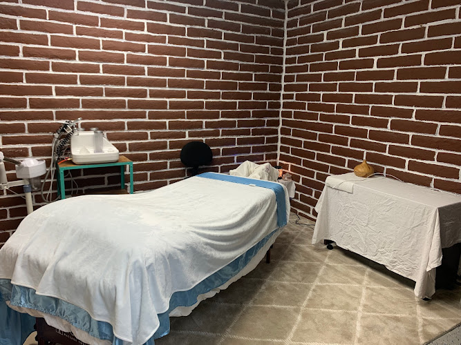 Forest House SPA - San Diego Miramar