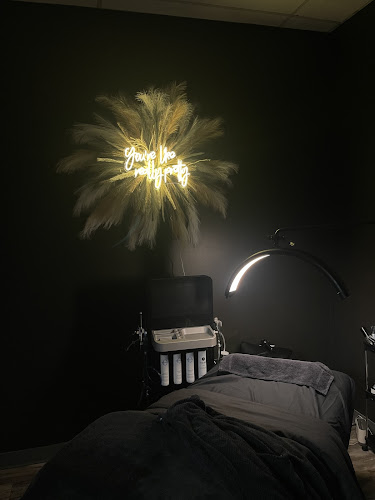 Gold Ivy Wellness | Women's Wellness & Aesthetics