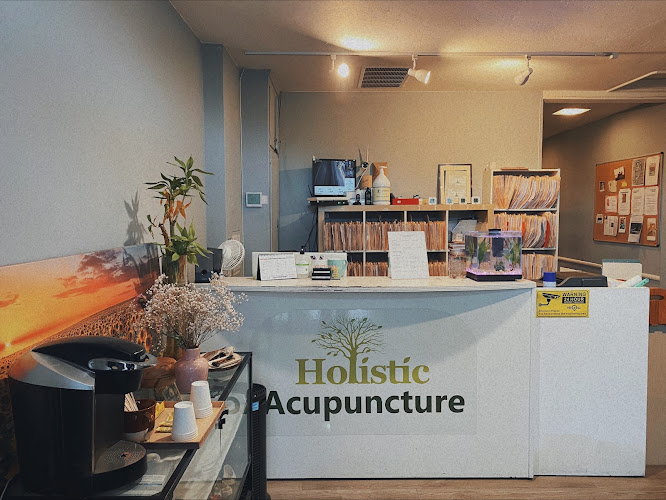 Holistic Acupuncture