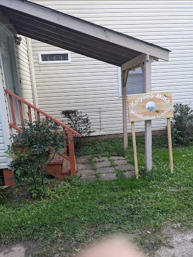 Kalyāṇa-Mitta Meditation Center