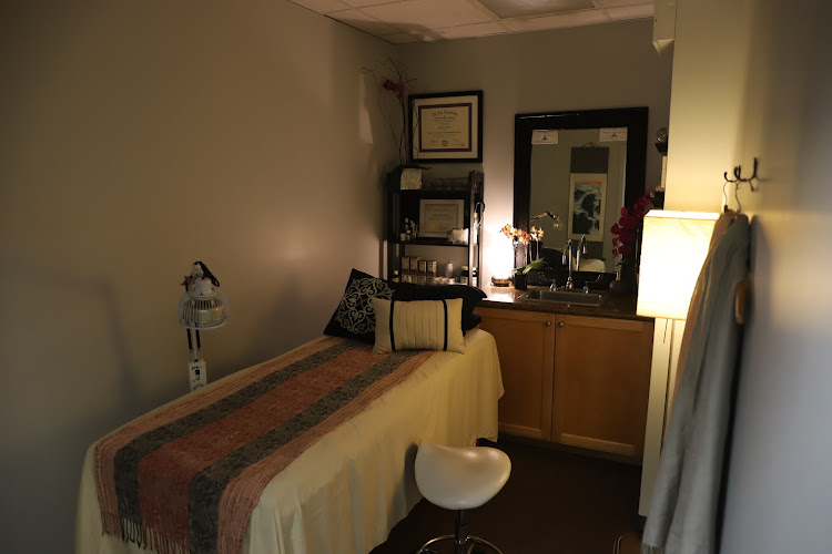 Katherine McCune Acupuncture LLc