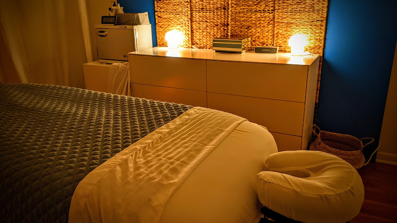 Luna Therapeutic Massage