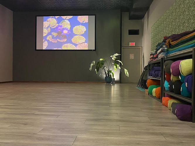 Main Street Yoga-Stoughton