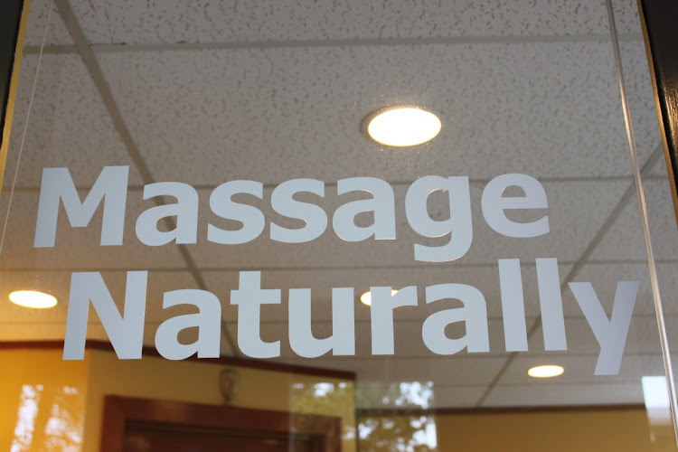 Massage Naturally