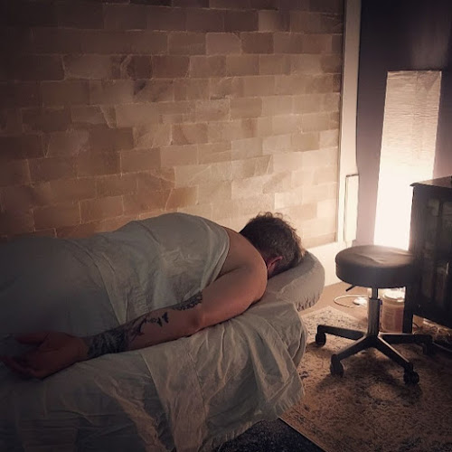 Morgan Leavitt, LMT - Clinical Massage Therapy