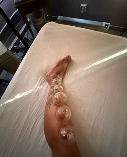 Nurturing Life Clinic / Jamie Lieber