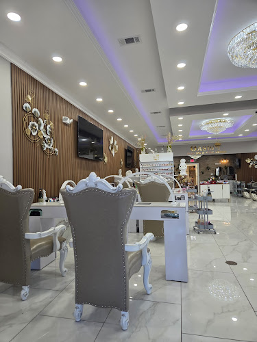 Oasis Head Spa and Nail Lounge