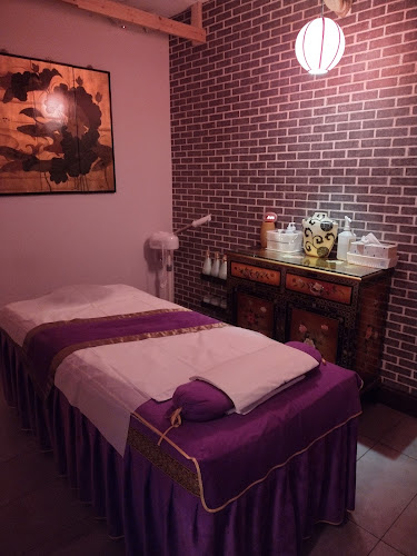 Relax-Asian Massage Therapy