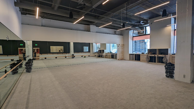 The Bar Method San Francisco - FIDI