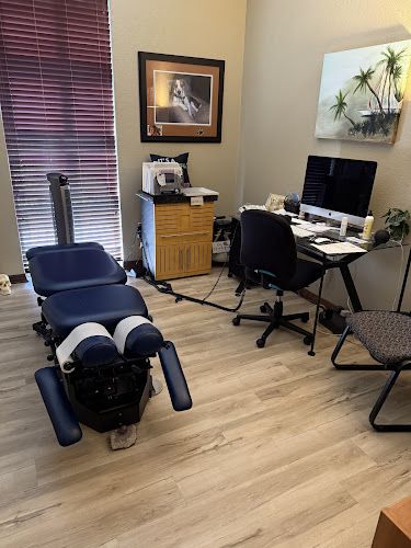 The Holistic Center for Vibrant Health, Dr. Lisa Marsh