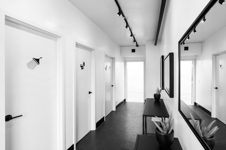 Y7 Studio Silver Lake